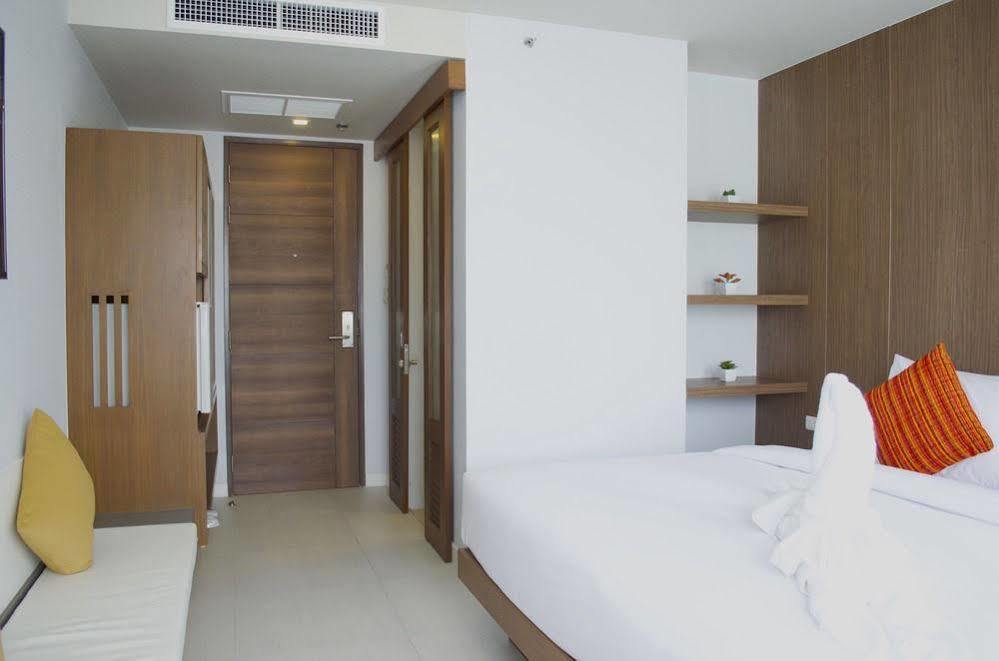 Centro One Bangla Hotel Patong Eksteriør billede
