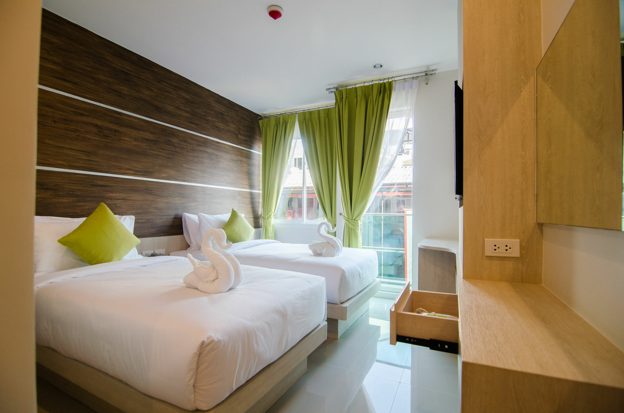 Centro One Bangla Hotel Patong Eksteriør billede